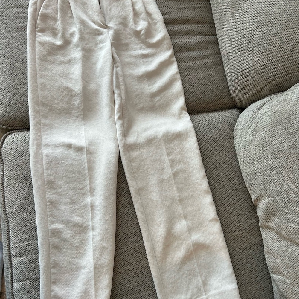 Aritzia Effortless Pant - Light birch
